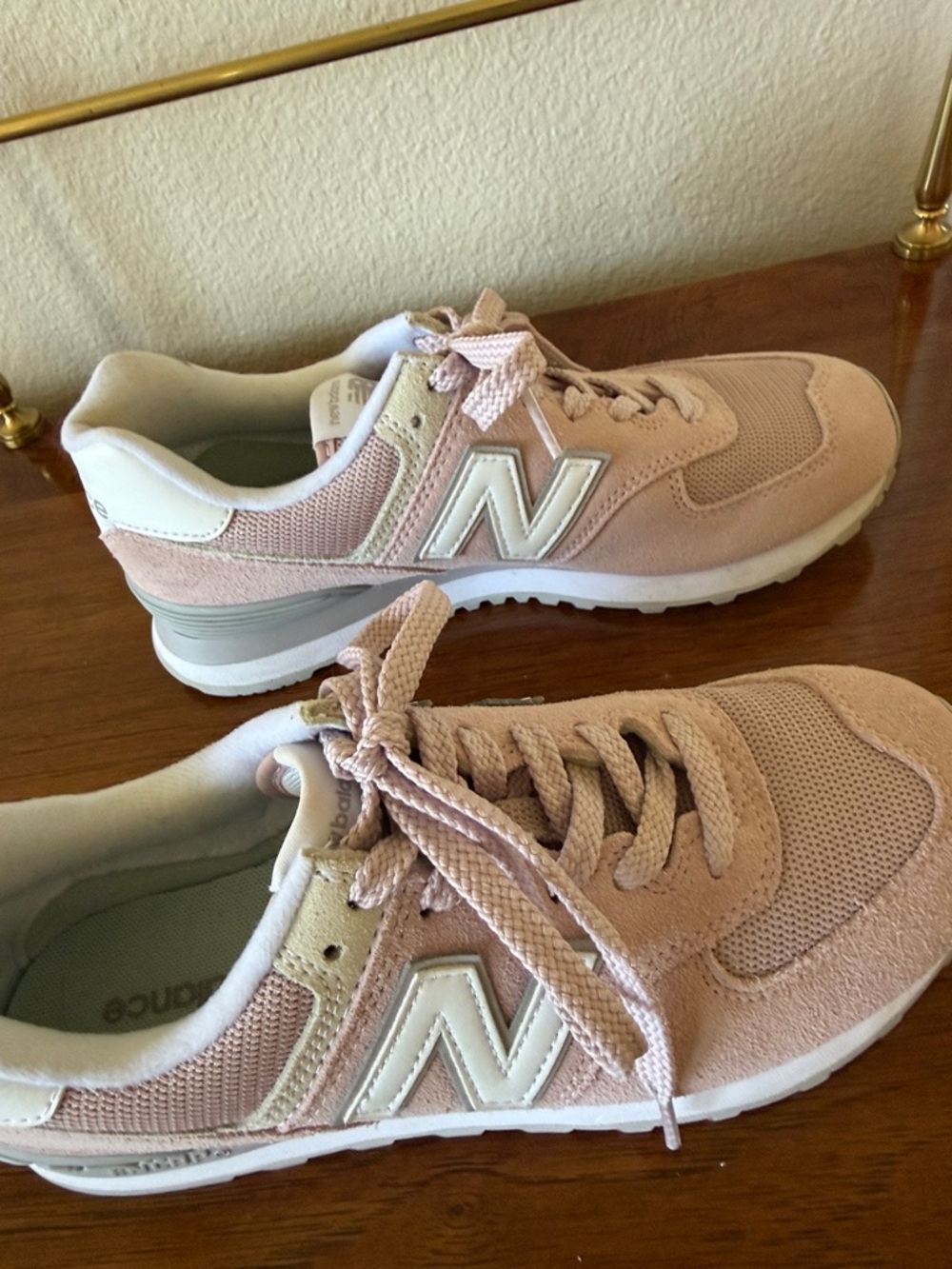New Balance Women's Pink Classic 574 Size 7.5 - Picture 7 of 11